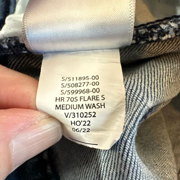 Gap 70s Flare Jeans Women’s 10 High Waisted Button Pocket Medium Wash Stretch - Picture 12 of 12